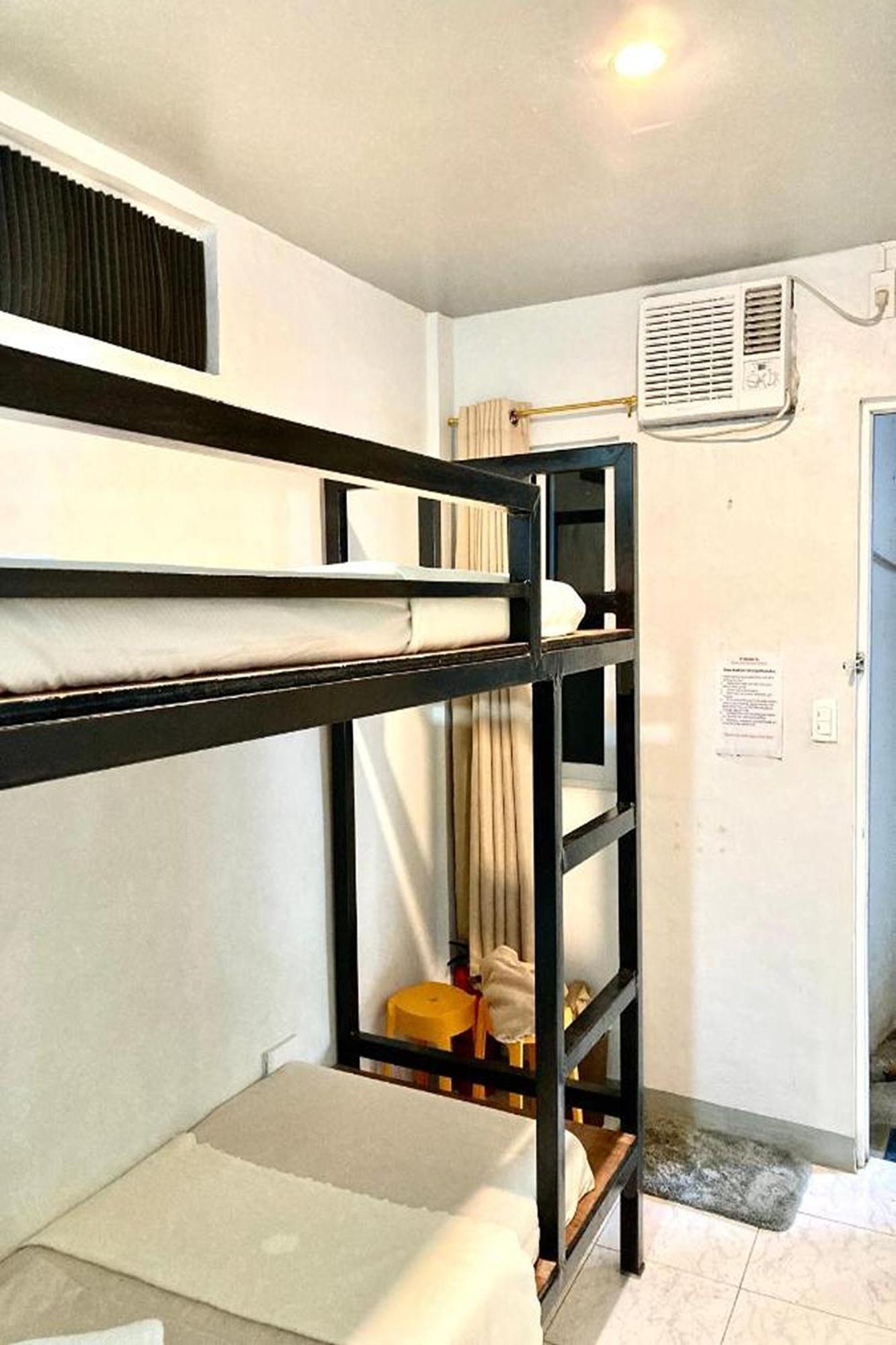 Hometel Barrio House Mactan Lapu-Lapu City Esterno foto